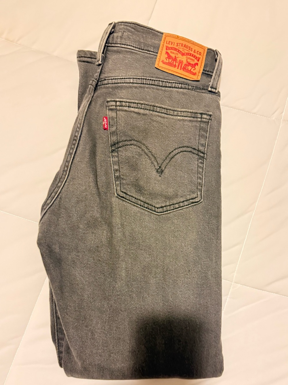 Levi’s Wedgie Slim Fit Women's Jeans